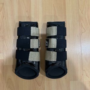 Brand new Equestroom Champagne Signature Brushing Boots
